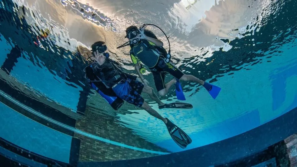 Deep Dive Dubai Scuba Diving Experience