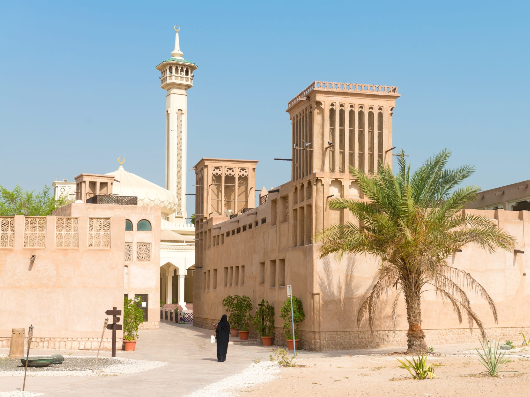 Г аль. Al Fahidi Дубай. Бастакия Дубай. Старый квартал Бастакия. Рас Аль Хайма ОАЭ старый город и национальный музей.