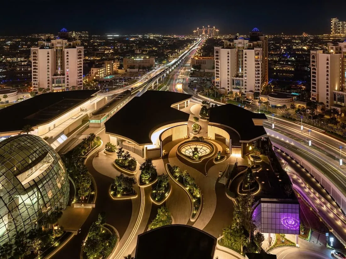 Introducing The St. Regis Gardens: A Luxurious Rooftop Dining Destination in Dubai 