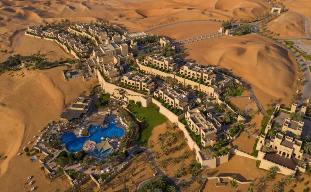 Qasr Al Sarab Desert Resort by Anantara