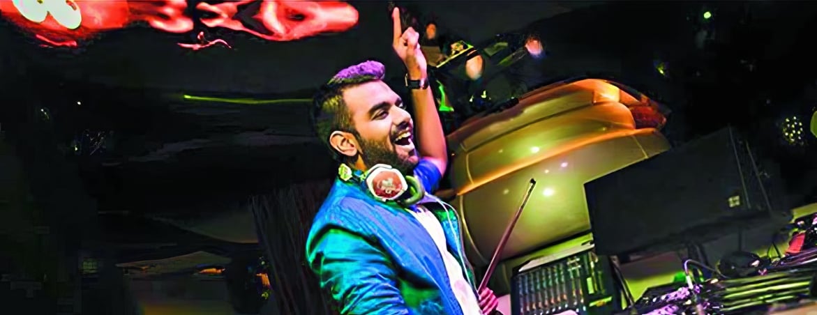 The NRI Club ft. DJ Chetas